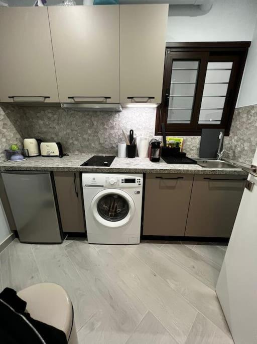 Olivia Luxury Apartment Palio Faliro Atenas Exterior foto